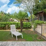Chic With Outdoor Serenity Apartment *