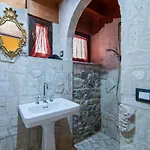 Chic With Outdoor Serenity Sansepolcro