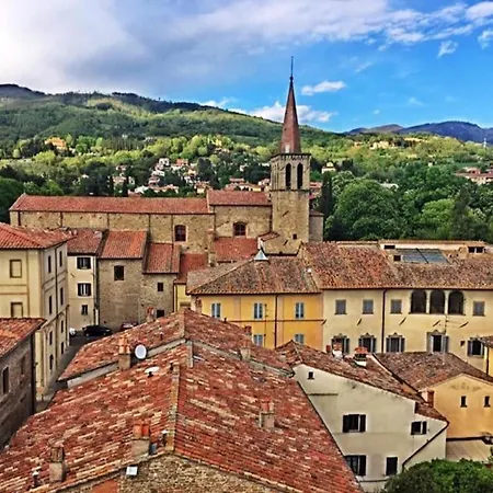 With Independent Entrance * Sansepolcro