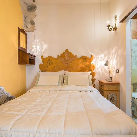 Apartamento Chic With Outdoor Serenity Sansepolcro