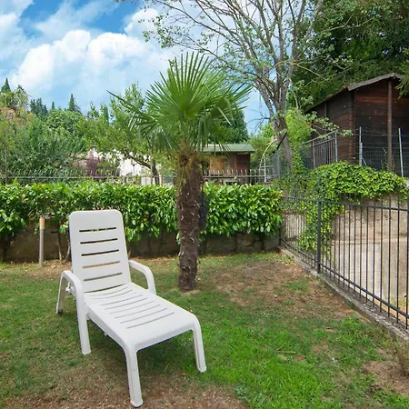 Apartamento Chic With Outdoor Serenity Sansepolcro